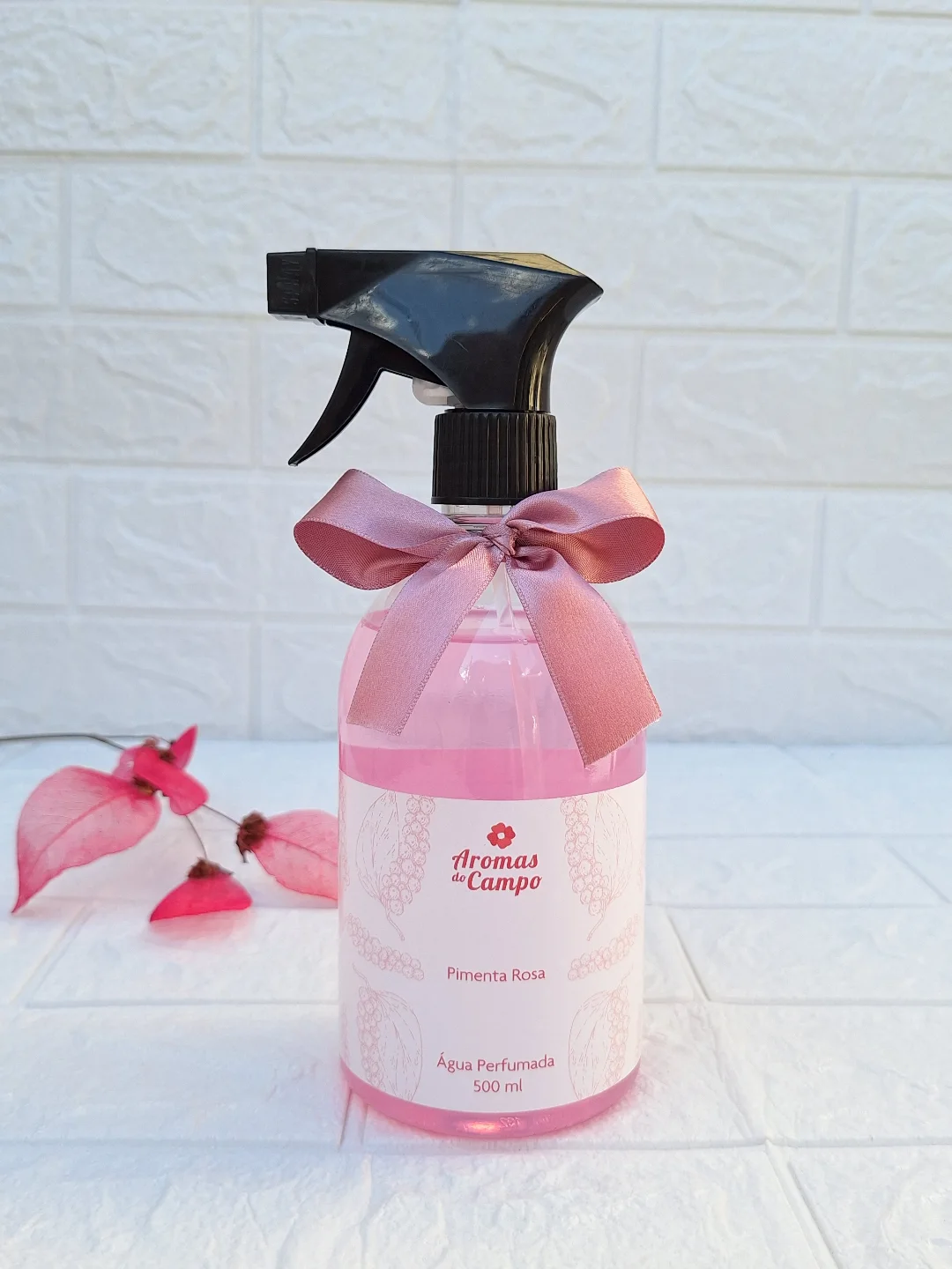 Aromatizador de ambiente Aromas do Campo entre flores
